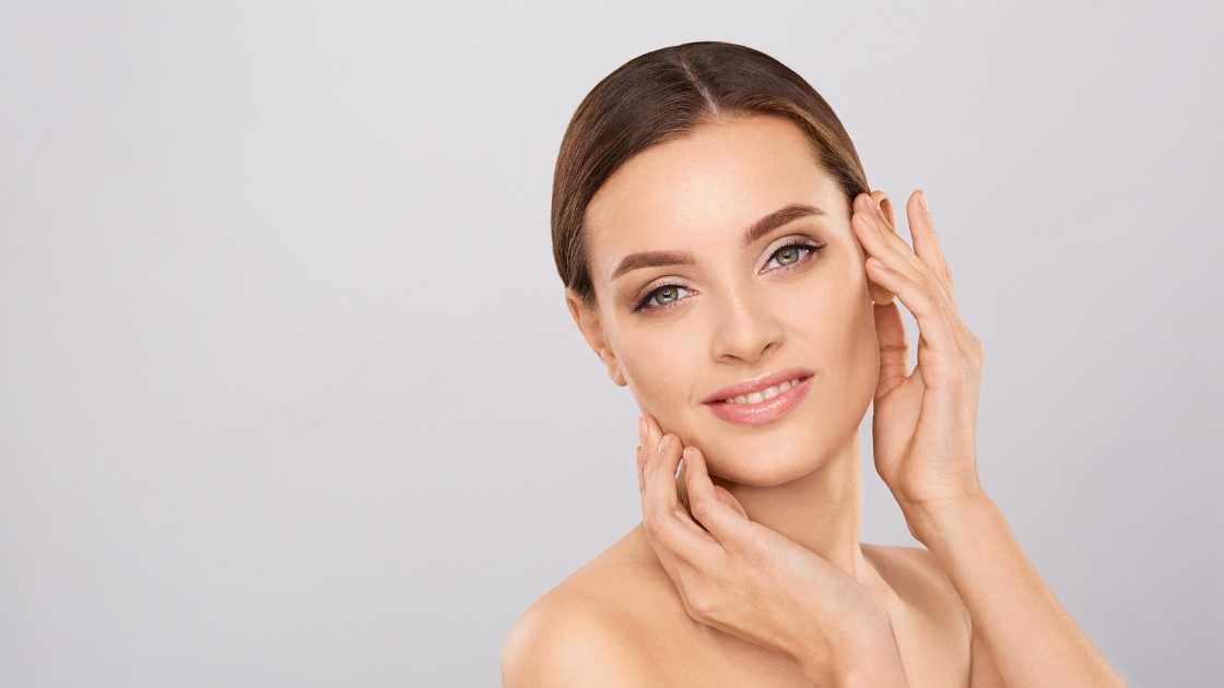 Facial volumetrics procedure showcasing injections for facial enhancement.