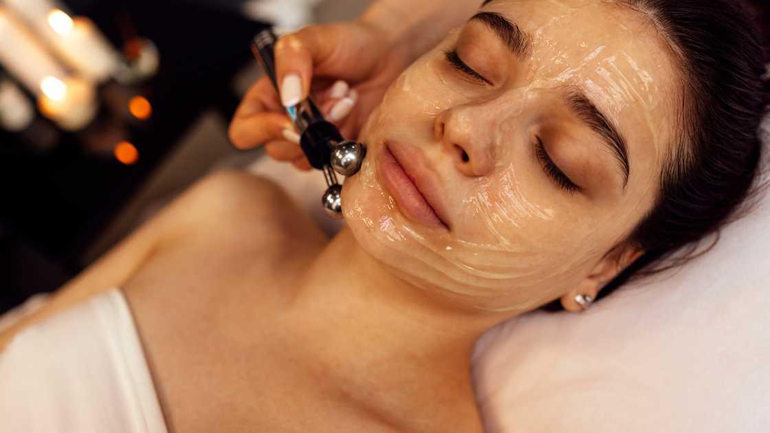 Aesthetic medicine specialists in Warsaw: discover top professionals for beauty treatments.